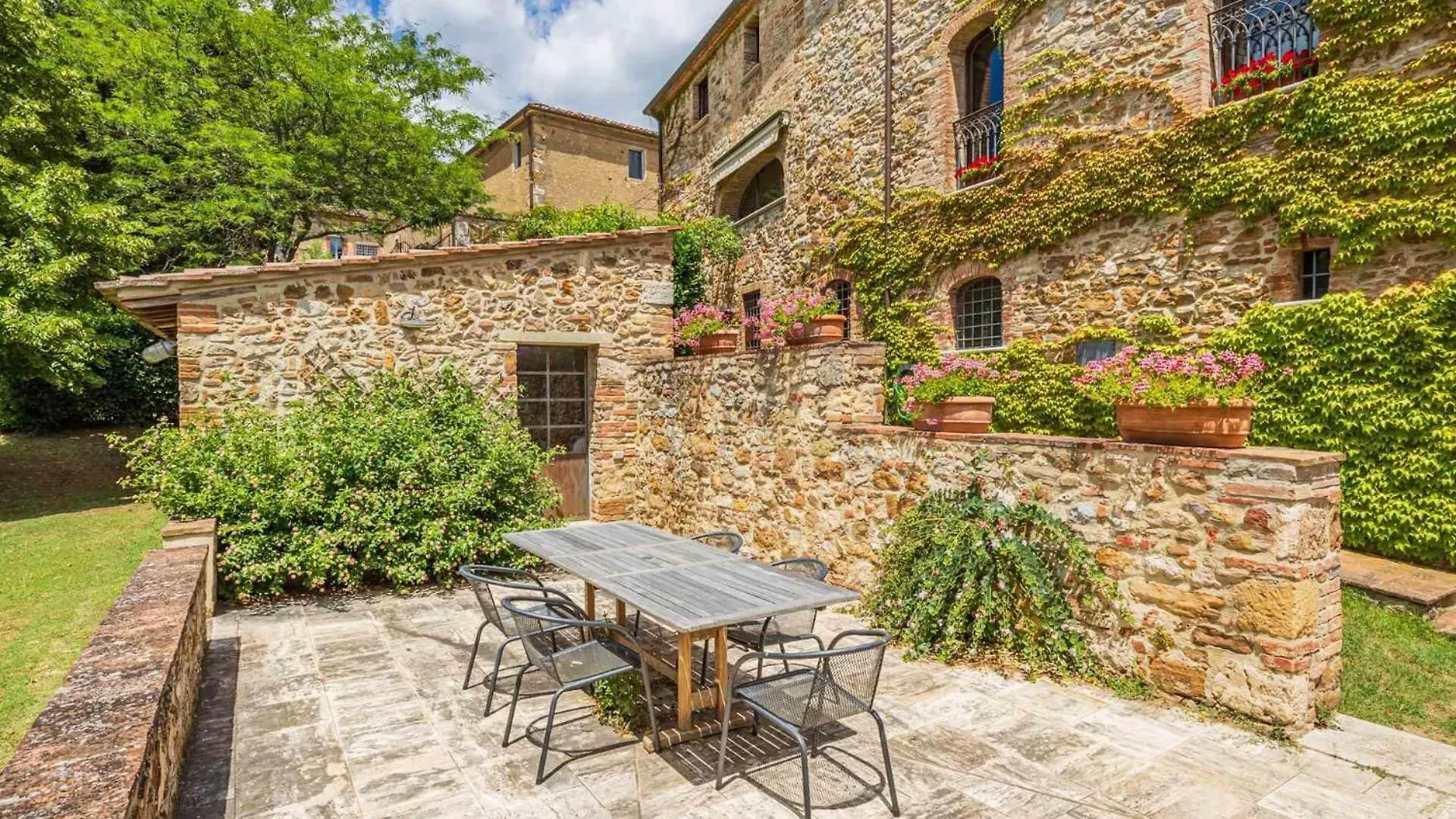 Apartment Agriturismo Tenuta Il Tasso Rapolano Terme
